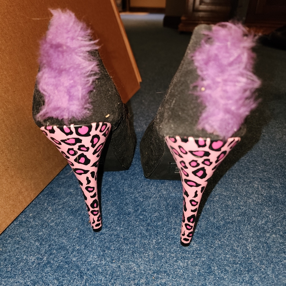 Too fast heels - Picture 3 of 3